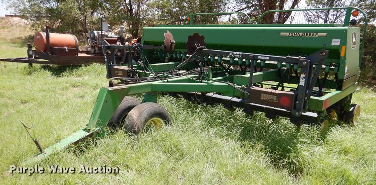 image for item HM9195 John Deere 750 grain drill