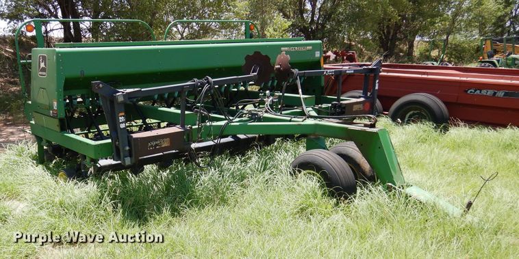 image for item HM9195 John Deere 750 grain drill