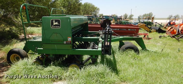 image for item HM9195 John Deere 750 grain drill