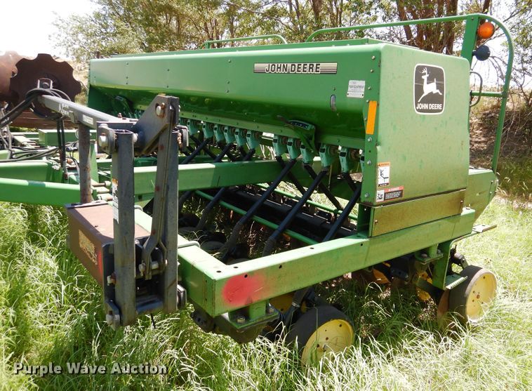 image for item HM9195 John Deere 750 grain drill