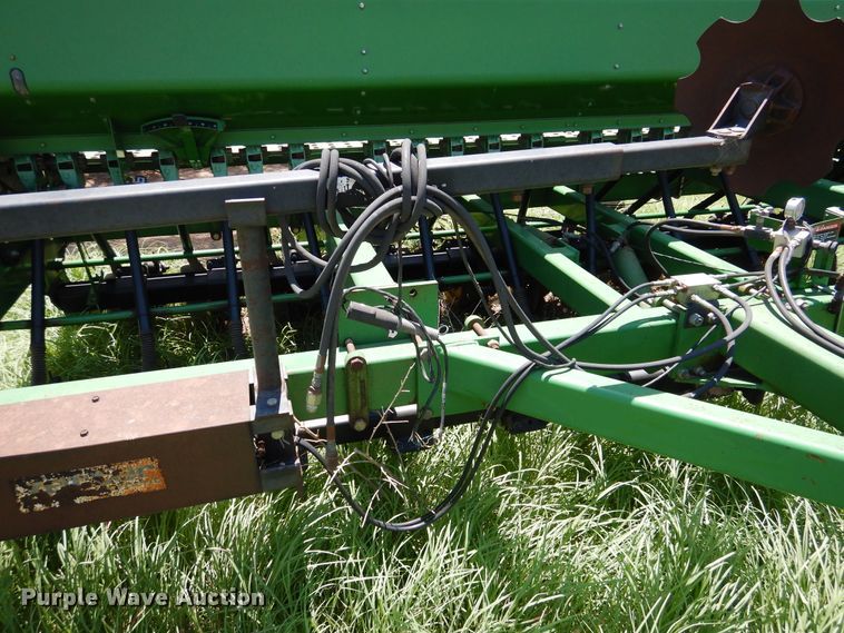 image for item HM9195 John Deere 750 grain drill