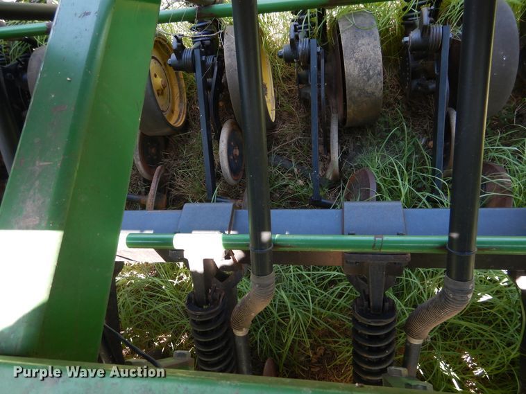 image for item HM9195 John Deere 750 grain drill