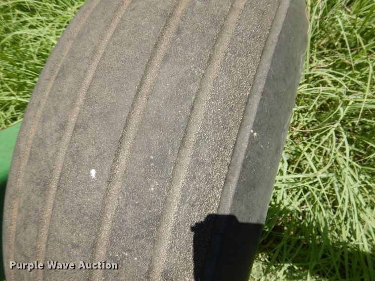 image for item HM9195 John Deere 750 grain drill