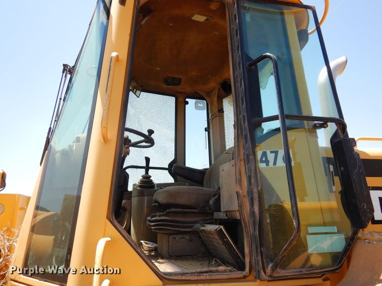 image for item HM9222 1998 John Deere 624H  wheel loader