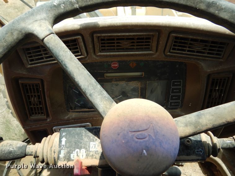 image for item HM9222 1998 John Deere 624H  wheel loader