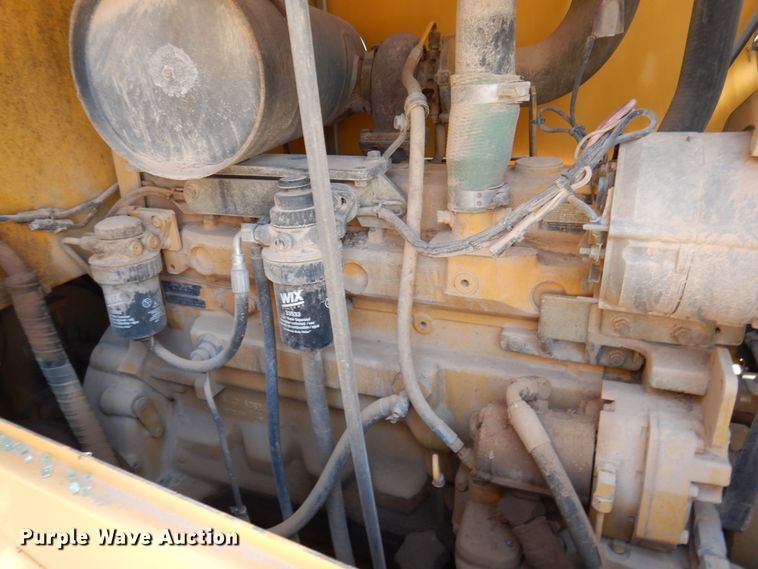 image for item HM9222 1998 John Deere 624H  wheel loader