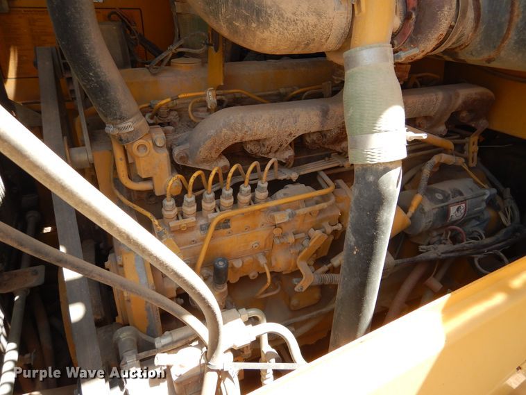 image for item HM9222 1998 John Deere 624H  wheel loader