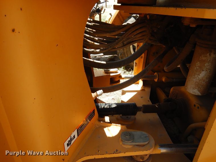 image for item HM9222 1998 John Deere 624H  wheel loader