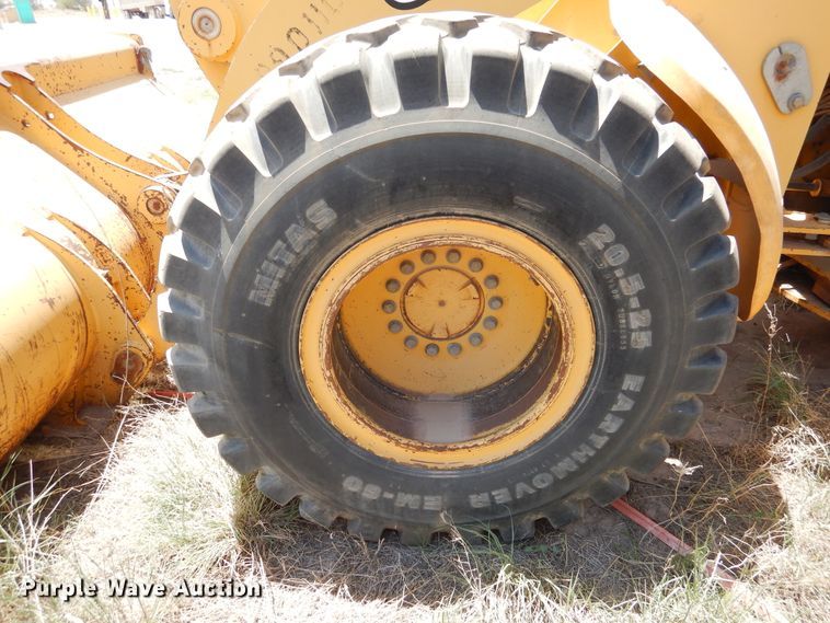 image for item HM9222 1998 John Deere 624H  wheel loader
