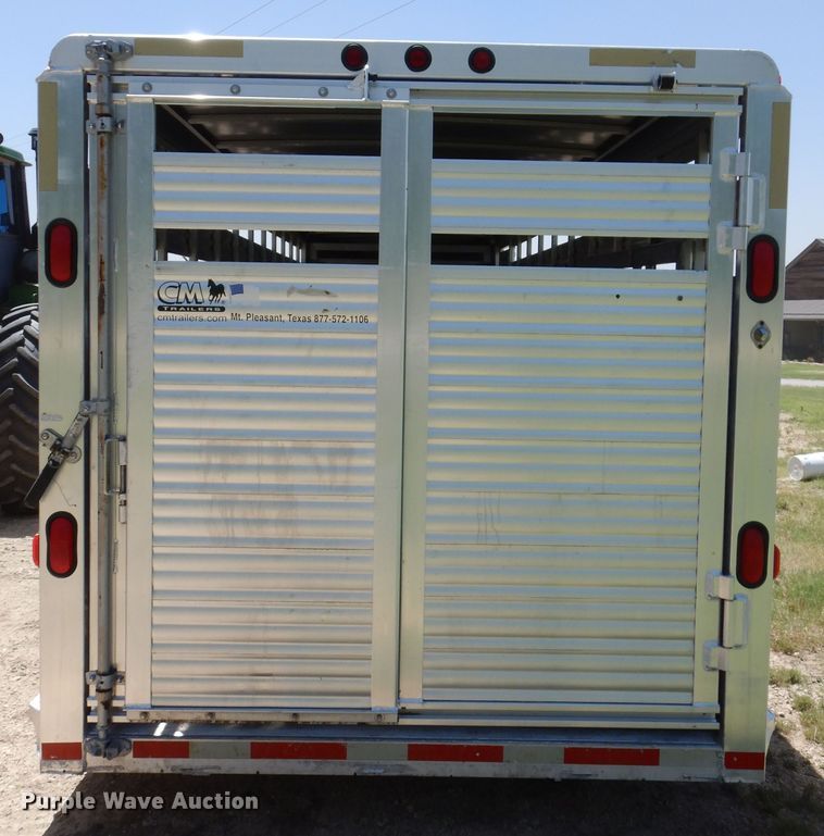 image for item HS9642 2008 CM livestock trailer