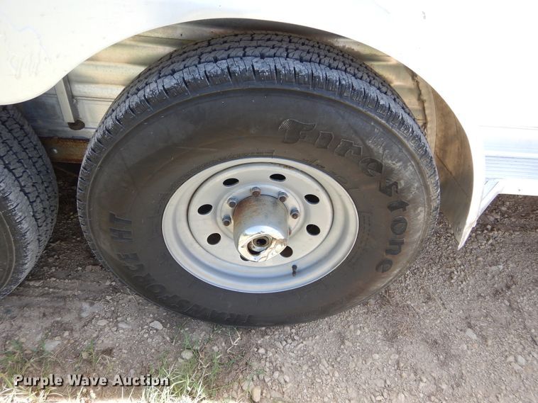 image for item HS9642 2008 CM livestock trailer