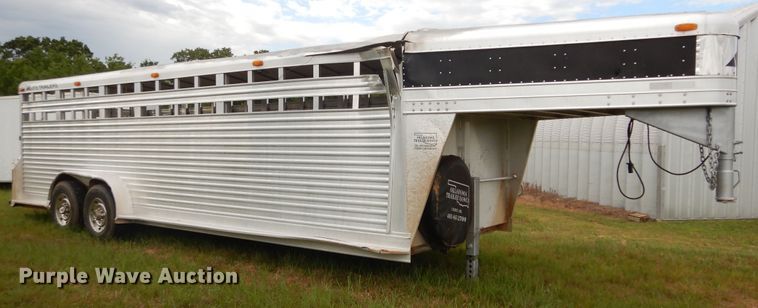 image for item HS9652 2003 Elite livestock trailer