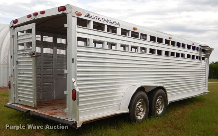 image for item HS9652 2003 Elite livestock trailer