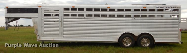 image for item HS9652 2003 Elite livestock trailer