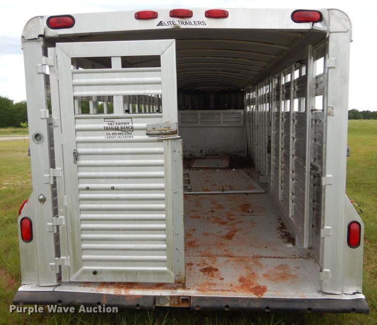 image for item HS9652 2003 Elite livestock trailer