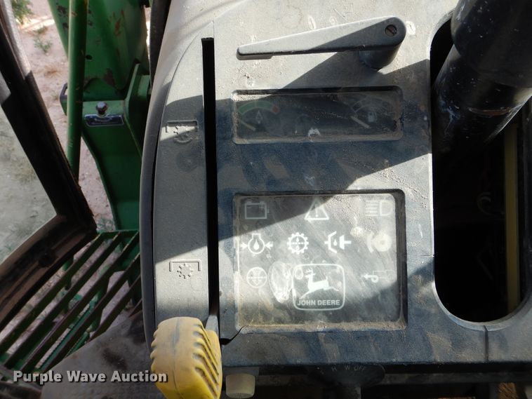 image for item HV9209 1992 John Deere 3255  MFWD tractor