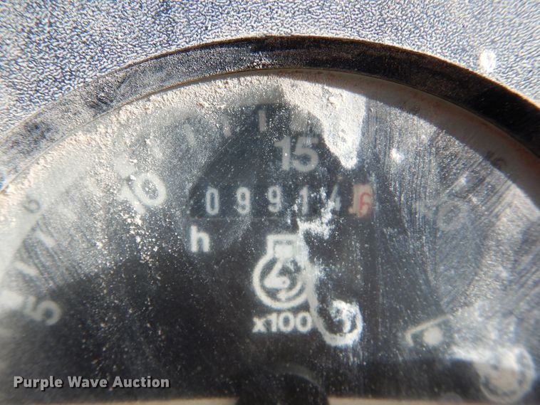 image for item HV9209 1992 John Deere 3255  MFWD tractor