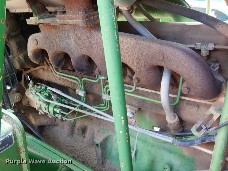 image for item HV9209 1992 John Deere 3255  MFWD tractor