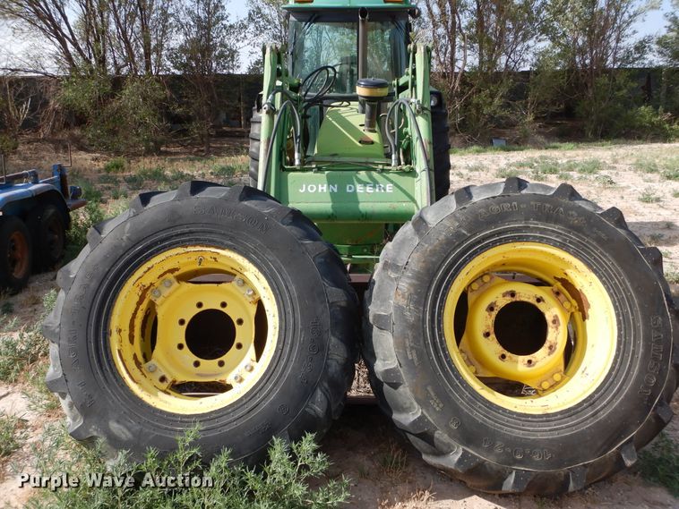 image for item HV9209 1992 John Deere 3255  MFWD tractor