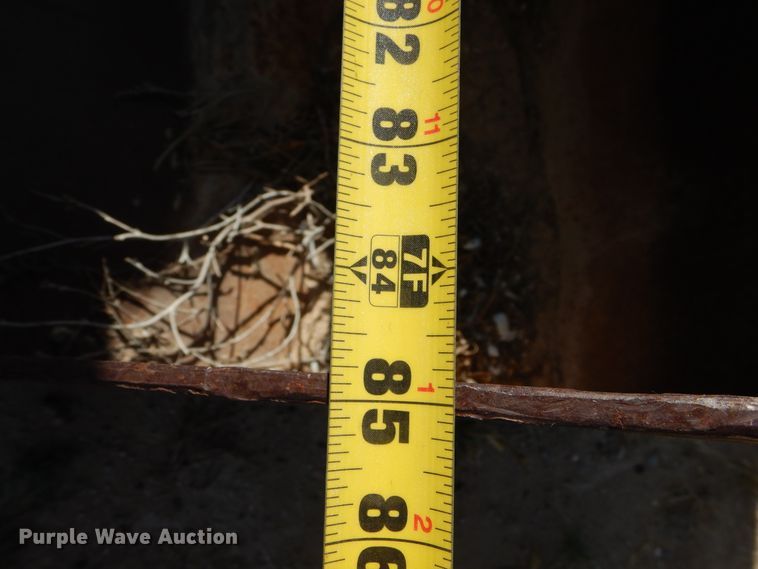 image for item HV9209 1992 John Deere 3255  MFWD tractor