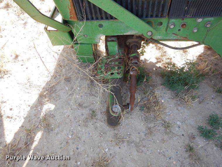 image for item HV9209 1992 John Deere 3255  MFWD tractor