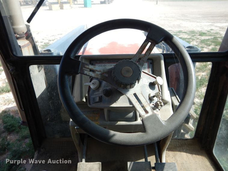 image for item HV9214 Case IH 3394  MFWD tractor