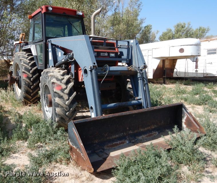 image for item HV9214 Case IH 3394  MFWD tractor