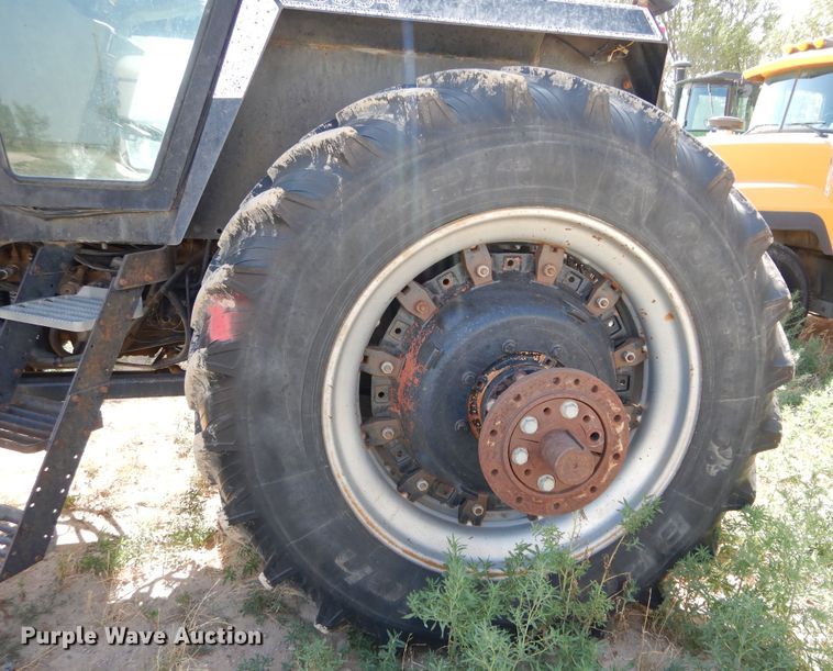 image for item HV9214 Case IH 3394  MFWD tractor