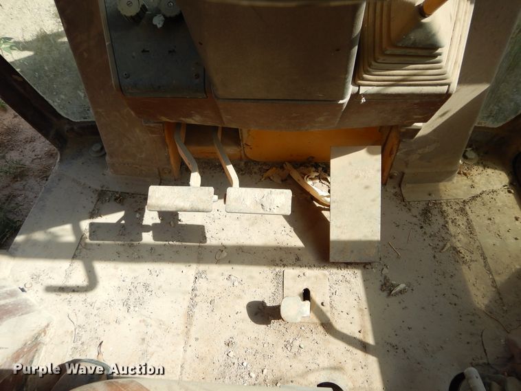 image for item HV9215 Case 580K  backhoe