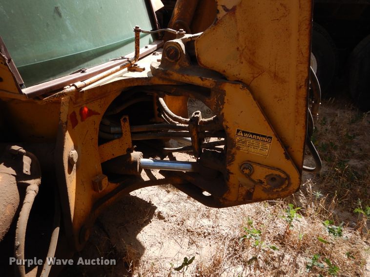 image for item HV9215 Case 580K  backhoe