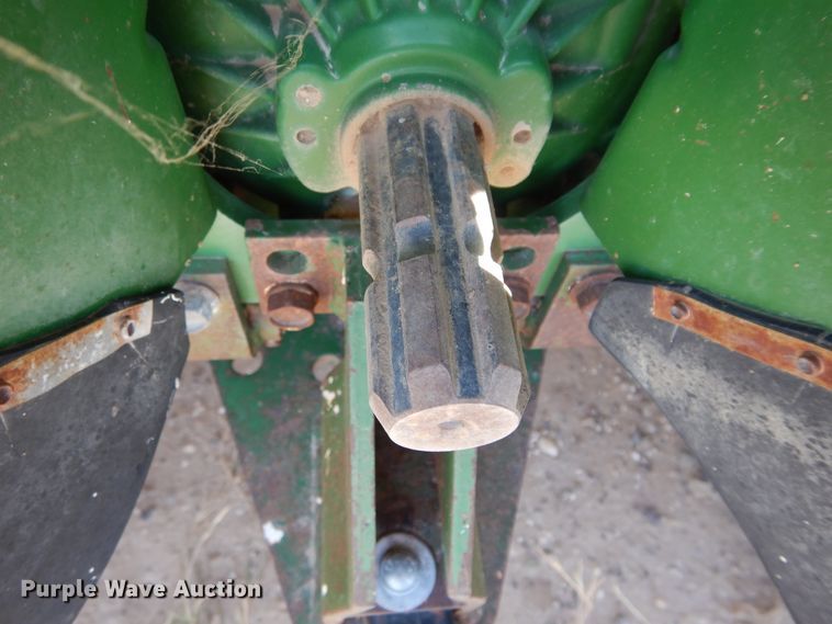 image for item HV9217 John Deere 770  tractor
