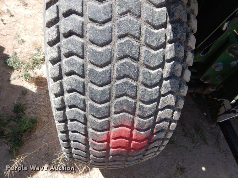 image for item HV9217 John Deere 770  tractor