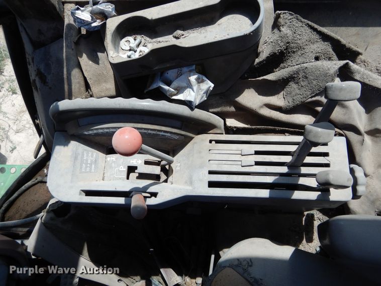 image for item HV9218 1983 John Deere 4450  tractor