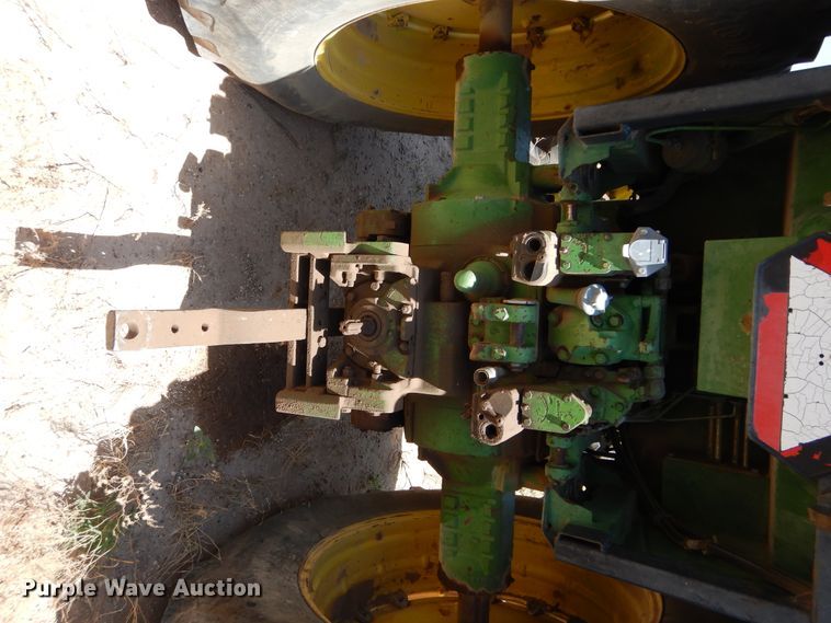 image for item HV9218 1983 John Deere 4450  tractor