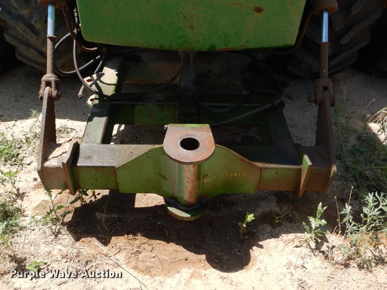 image for item HV9219 1985 John Deere 8850  4WD tractor