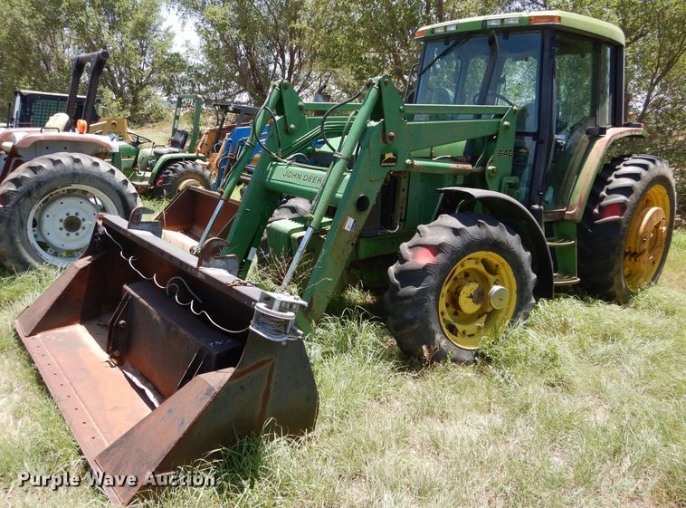 image for item HV9220 1993 John Deere 6400  tractor