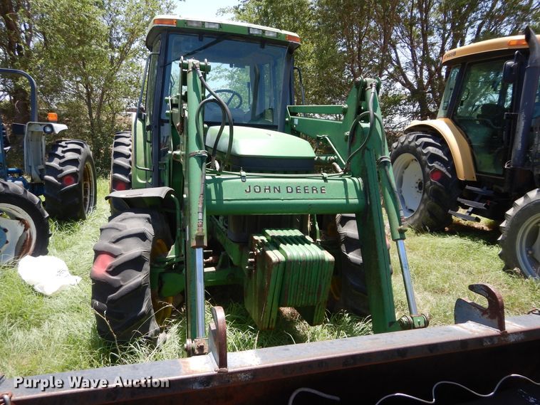 image for item HV9220 1993 John Deere 6400  tractor