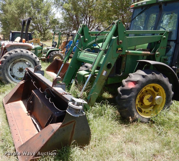 image for item HV9220 1993 John Deere 6400  tractor