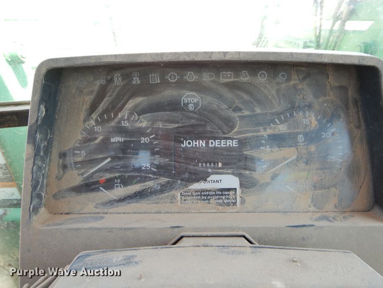 image for item HV9221 1995 John Deere 6400  tractor