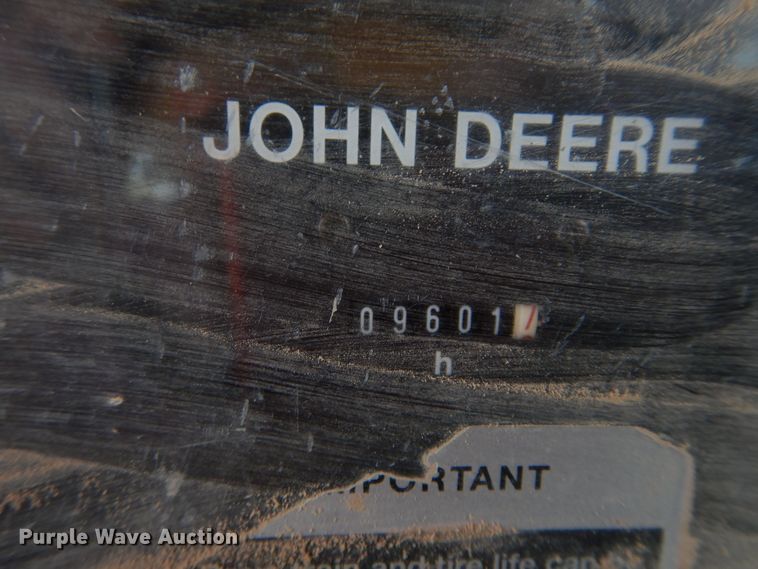 image for item HV9221 1995 John Deere 6400  tractor