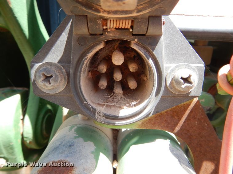 image for item HV9221 1995 John Deere 6400  tractor