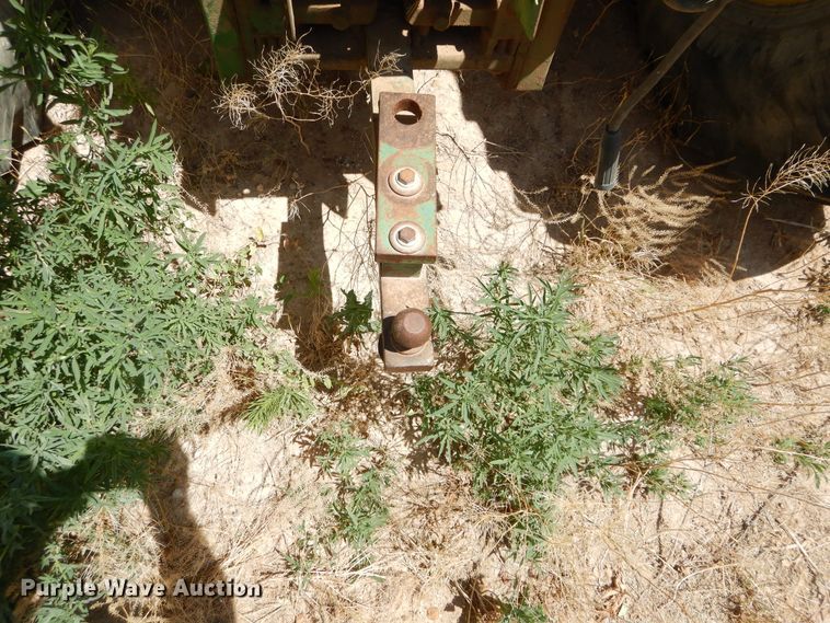 image for item HV9221 1995 John Deere 6400  tractor