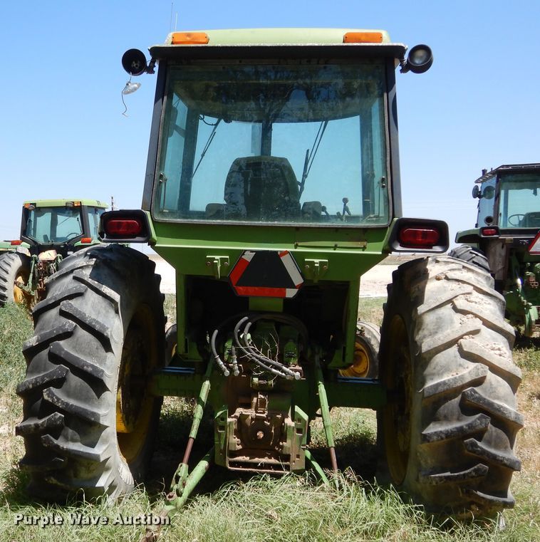 image for item HV9223 1974 John Deere 4430  tractor