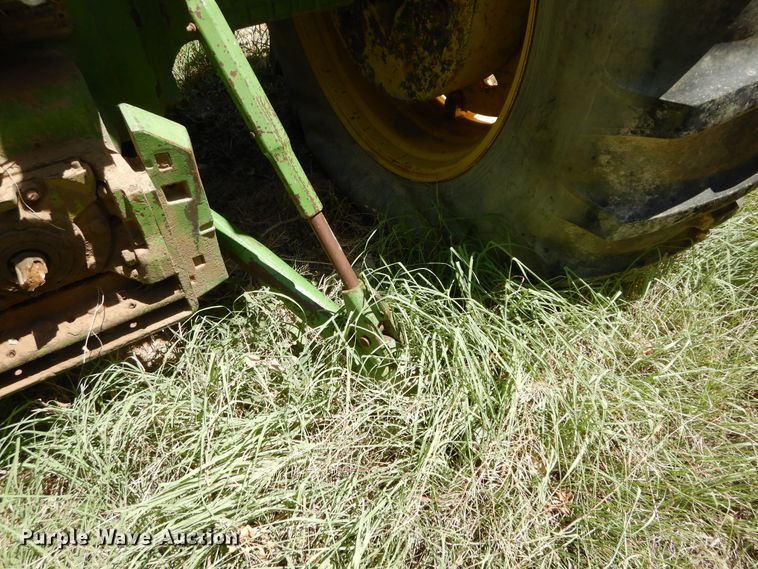 image for item HV9223 1974 John Deere 4430  tractor