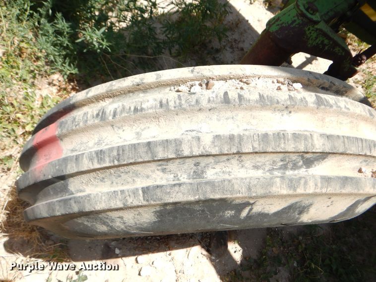 image for item HV9223 1974 John Deere 4430  tractor