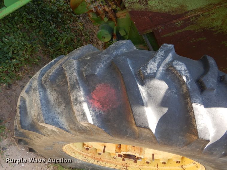 image for item HV9223 1974 John Deere 4430  tractor