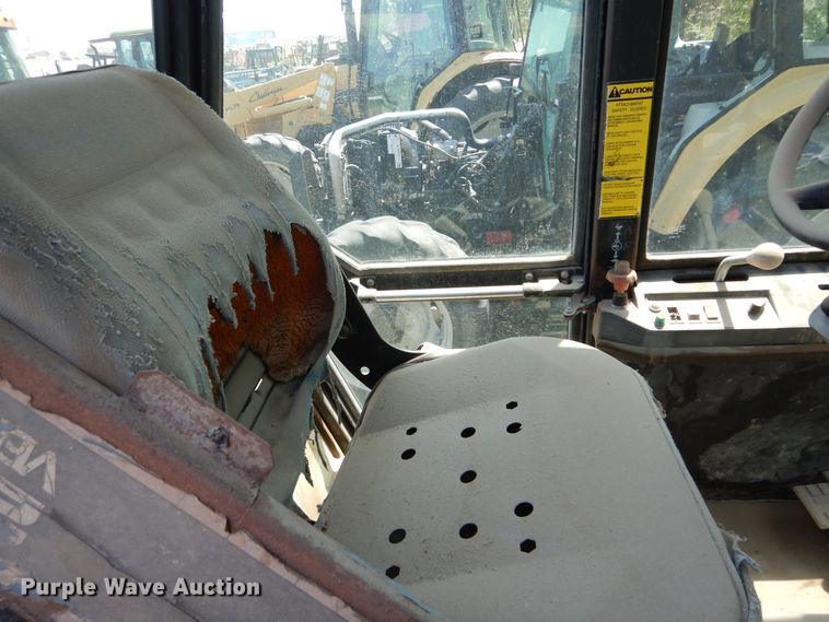 image for item HV9225 1989 Ford Versatile 276  4WD bi-directional tractor