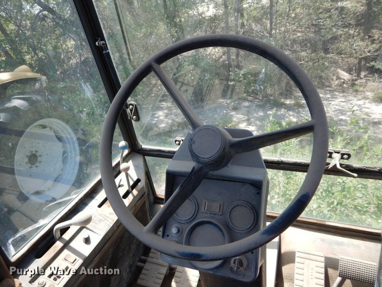 image for item HV9225 1989 Ford Versatile 276  4WD bi-directional tractor