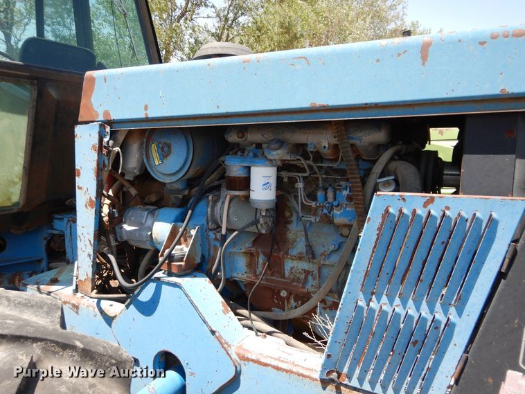 image for item HV9225 1989 Ford Versatile 276  4WD bi-directional tractor