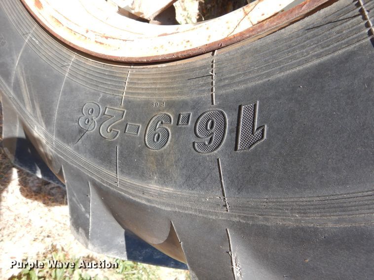 image for item HV9225 1989 Ford Versatile 276  4WD bi-directional tractor